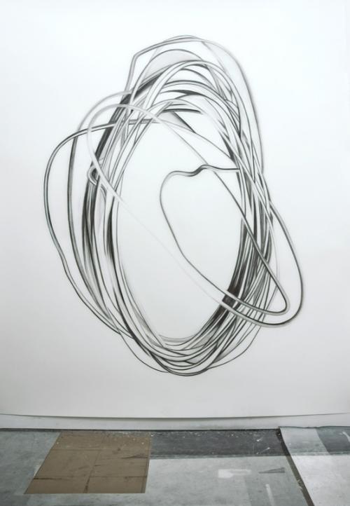 Tatjana Pieters: Anneke Eussen, Circling, potlood op papier, 230x155cm, 2014.